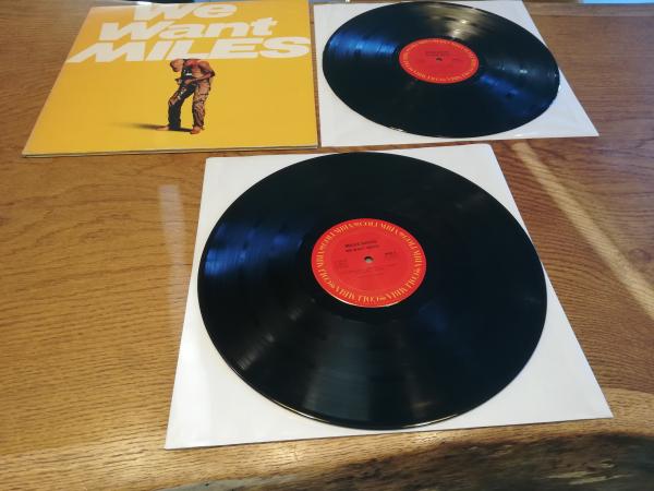 Miles Davis We want Miles 1982 Columbia 7464-38005-1 Doppel LP US Pressung VG+/VG+